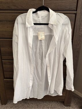 Fabletics White Lightweight Swim Coverup Shirt